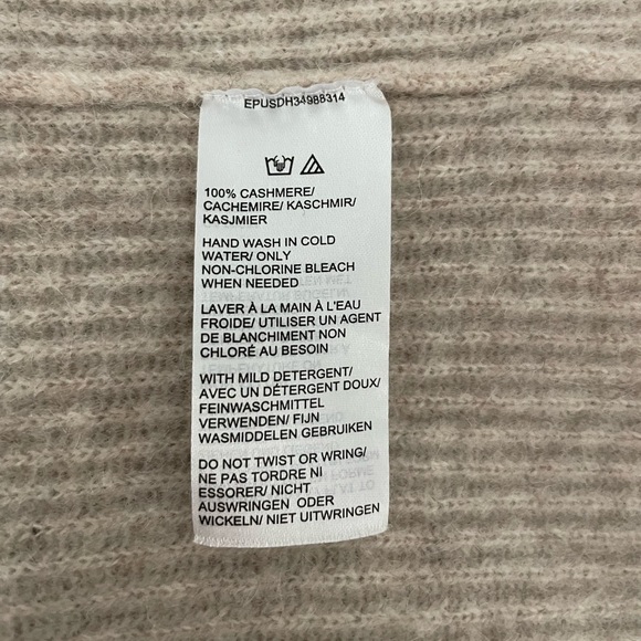 Saks Fifth Avenue 100% Cashmere Long Cardigan - Picture 6 of 7